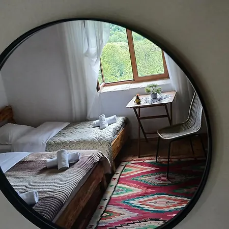 Penzion Bujtina Tusha *